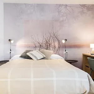 Salburua Apartahotel Vitoria